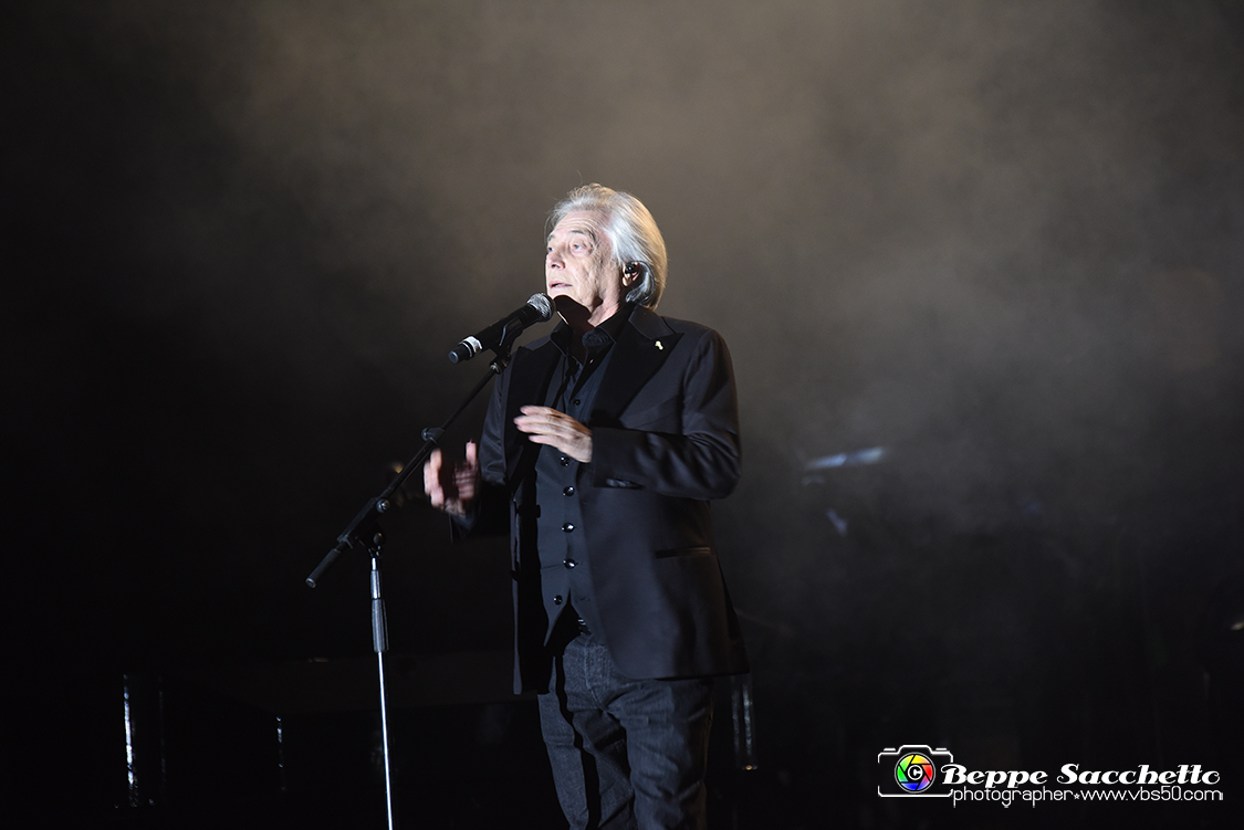 VBS_6746 - Concerto Nino D'Angelo - Il poeta che non sa parlare.jpg